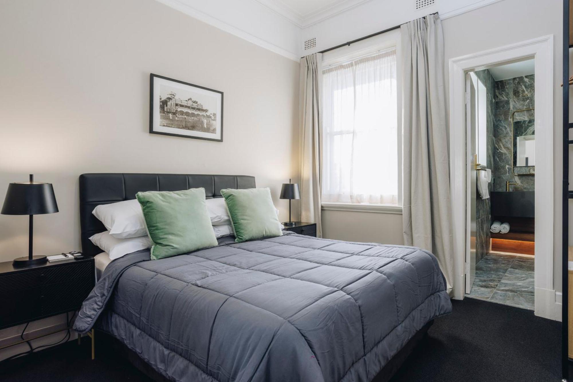 Hotel Gosford Extérieur photo