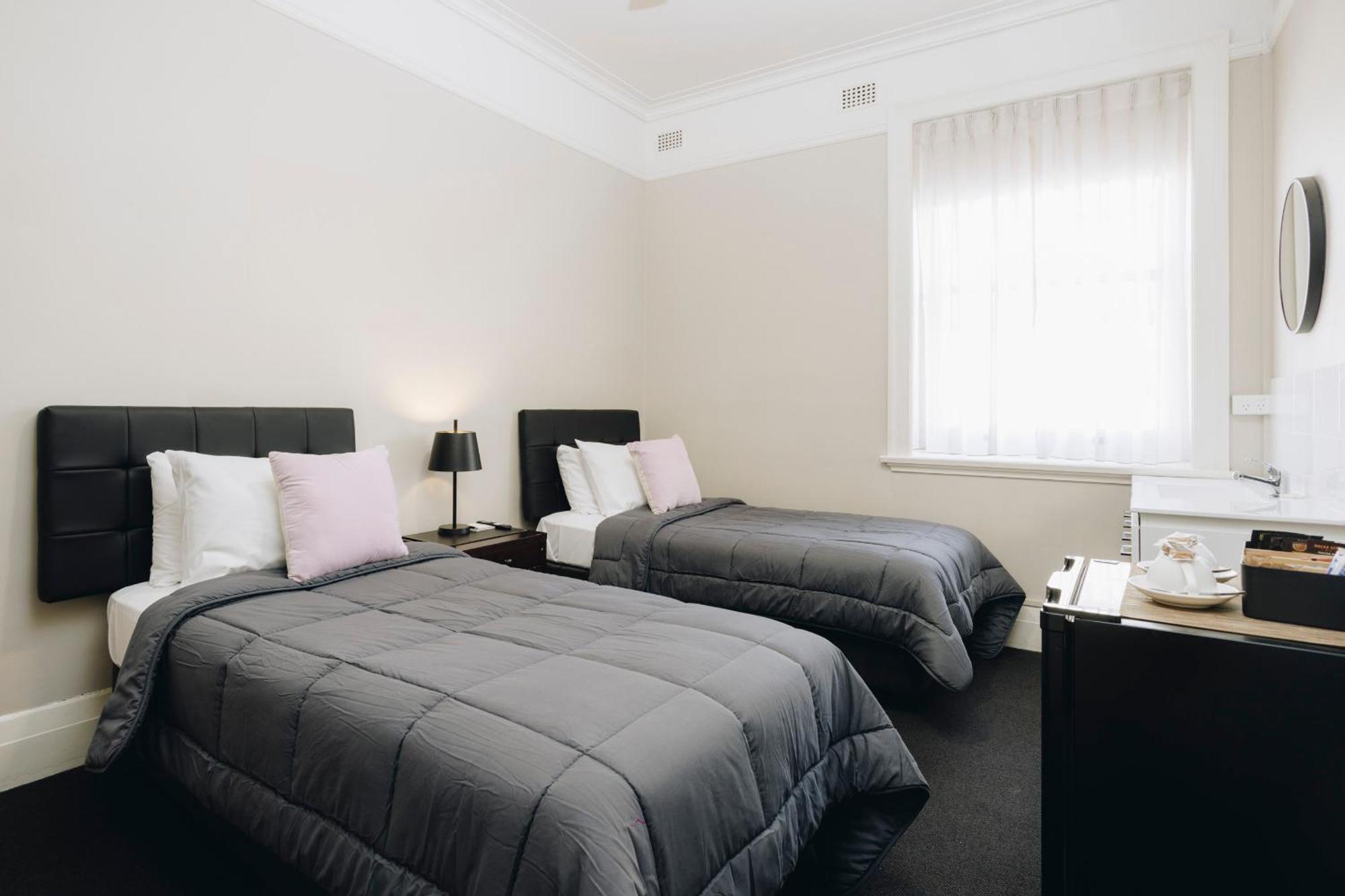 Hotel Gosford Extérieur photo
